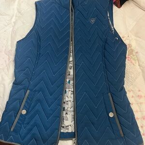 Ariat Women's Chevron Patterned Vest in Blue